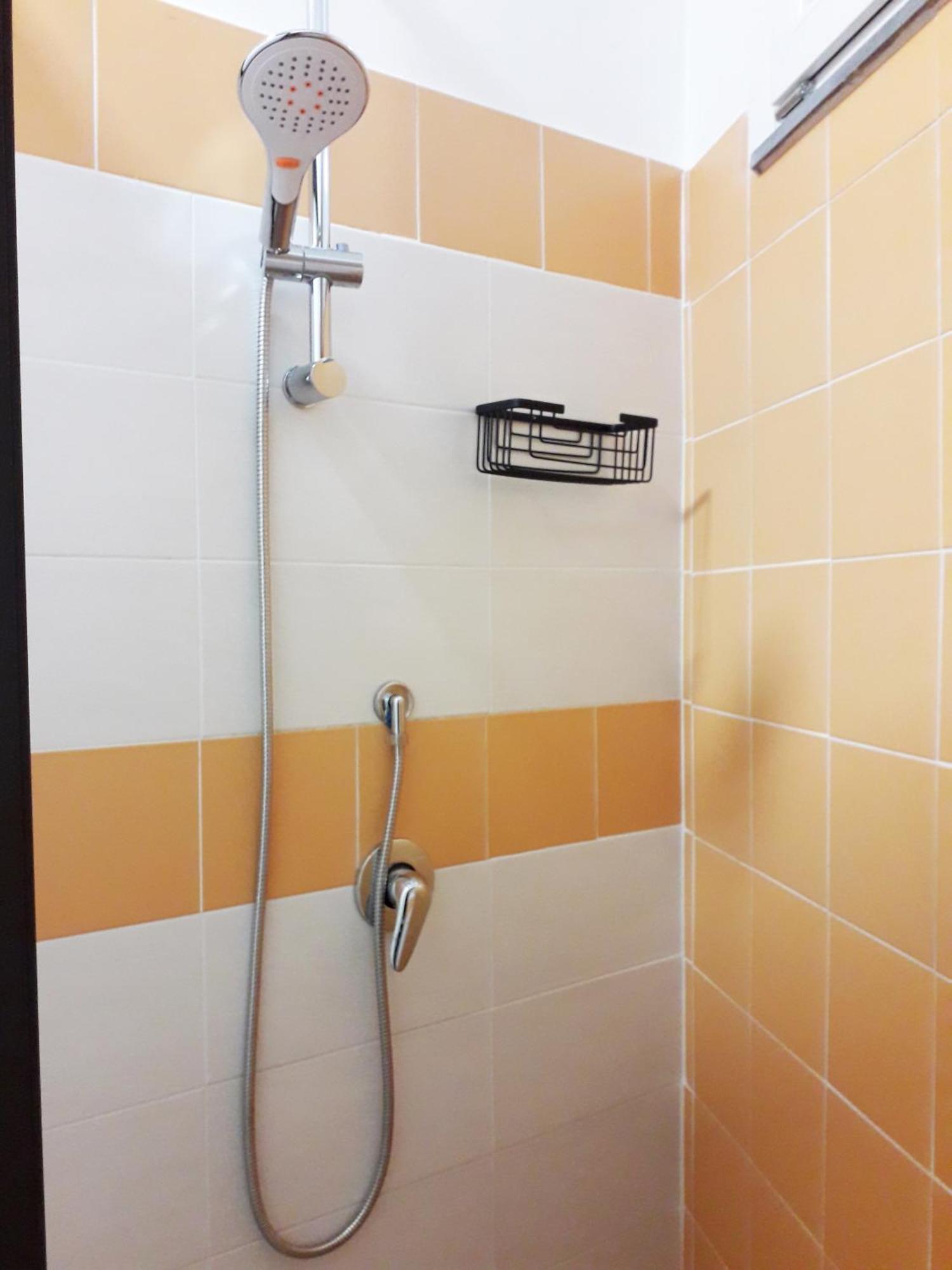 ALCENTRO Orange Home Venafro Buitenkant foto